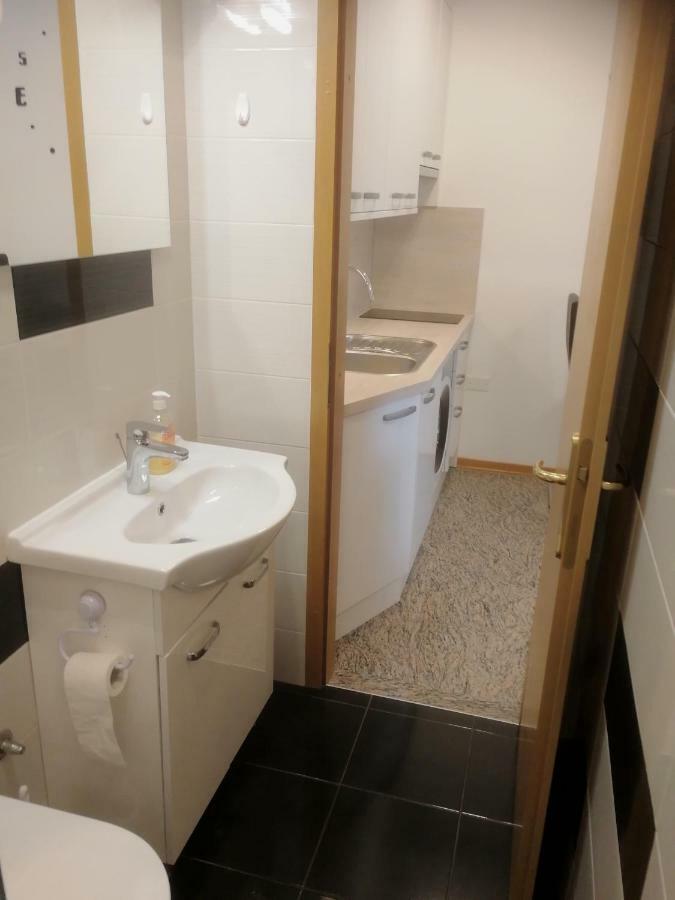Apartma Rok Анкаран Екстер'єр фото